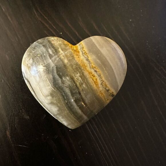 Bumblebee Jasper crystal heart. - Picture 2 of 2